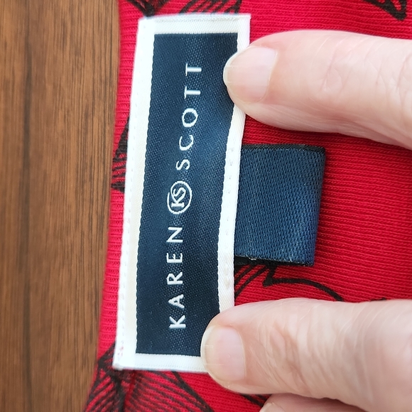 Karen Scott Women's Sz Medium, Red Long Sleeve Black Floral Design with Beads - Picture 4 of 6